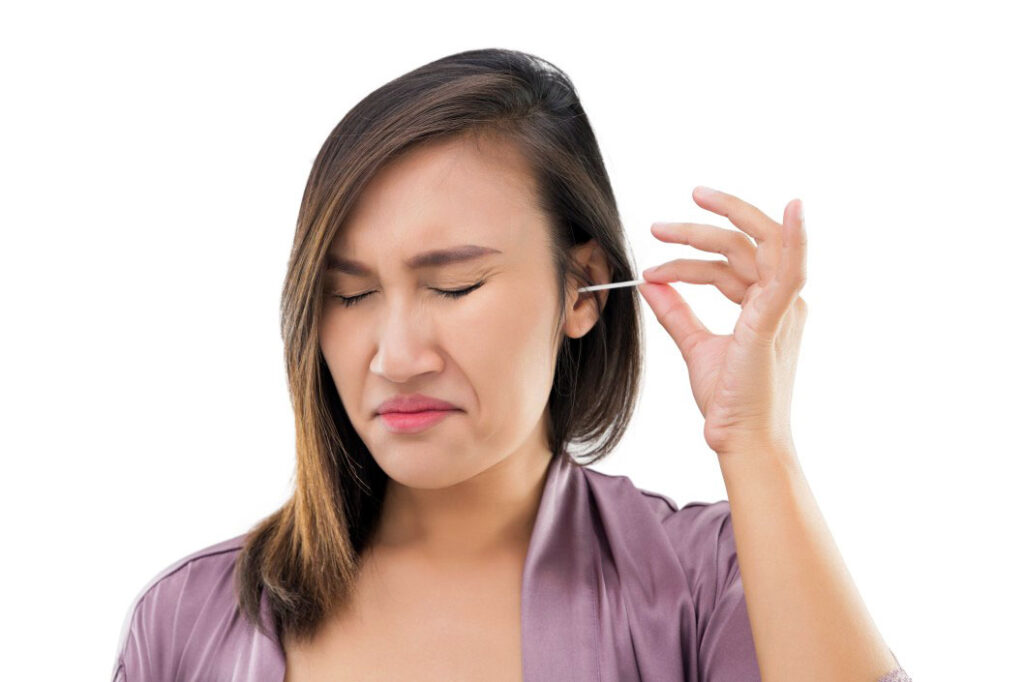Treating Earwax Buildup: The Dos and Don’ts for Ear Care