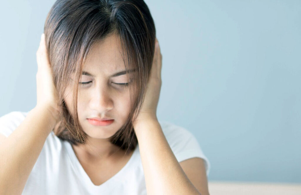 Causes of Clogged and Ringing Ears: The Top 4 Reasons